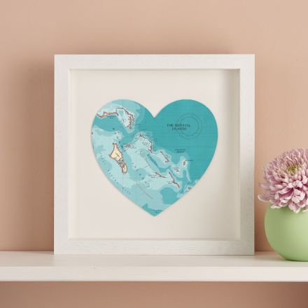 Map heart of the bahamas in white box frame