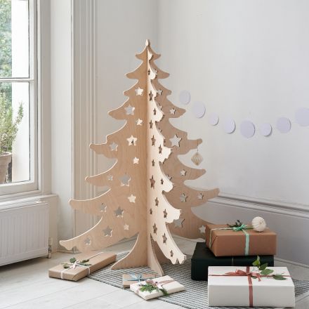 Alternative Wooden Christmas Tree