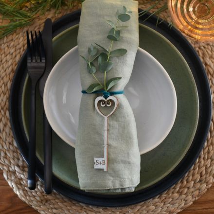 Wooden silver key keepsake decoration place setting