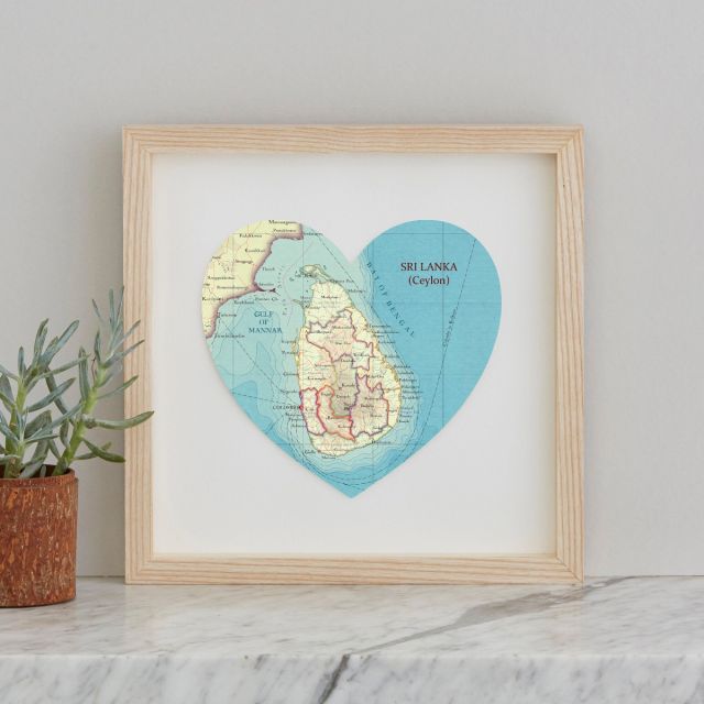 Sri Lanka map heart in light wood box frame